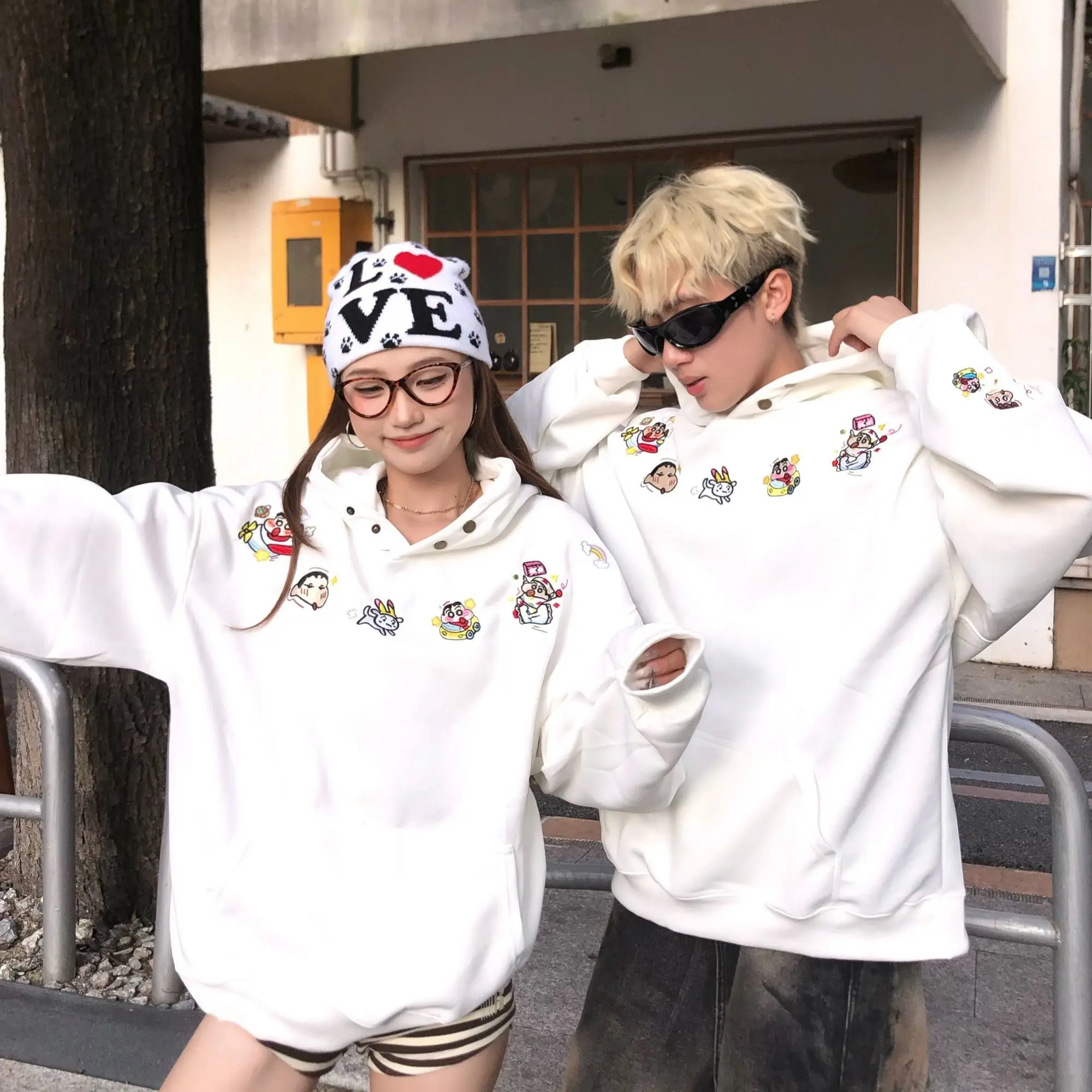 Cute Crayon Shinchan Anime Graphic Hooded Sweatshirt Oversized Long Sleeve Pocket Hoodie Hip Hop Couple Matching Streetwear Tops