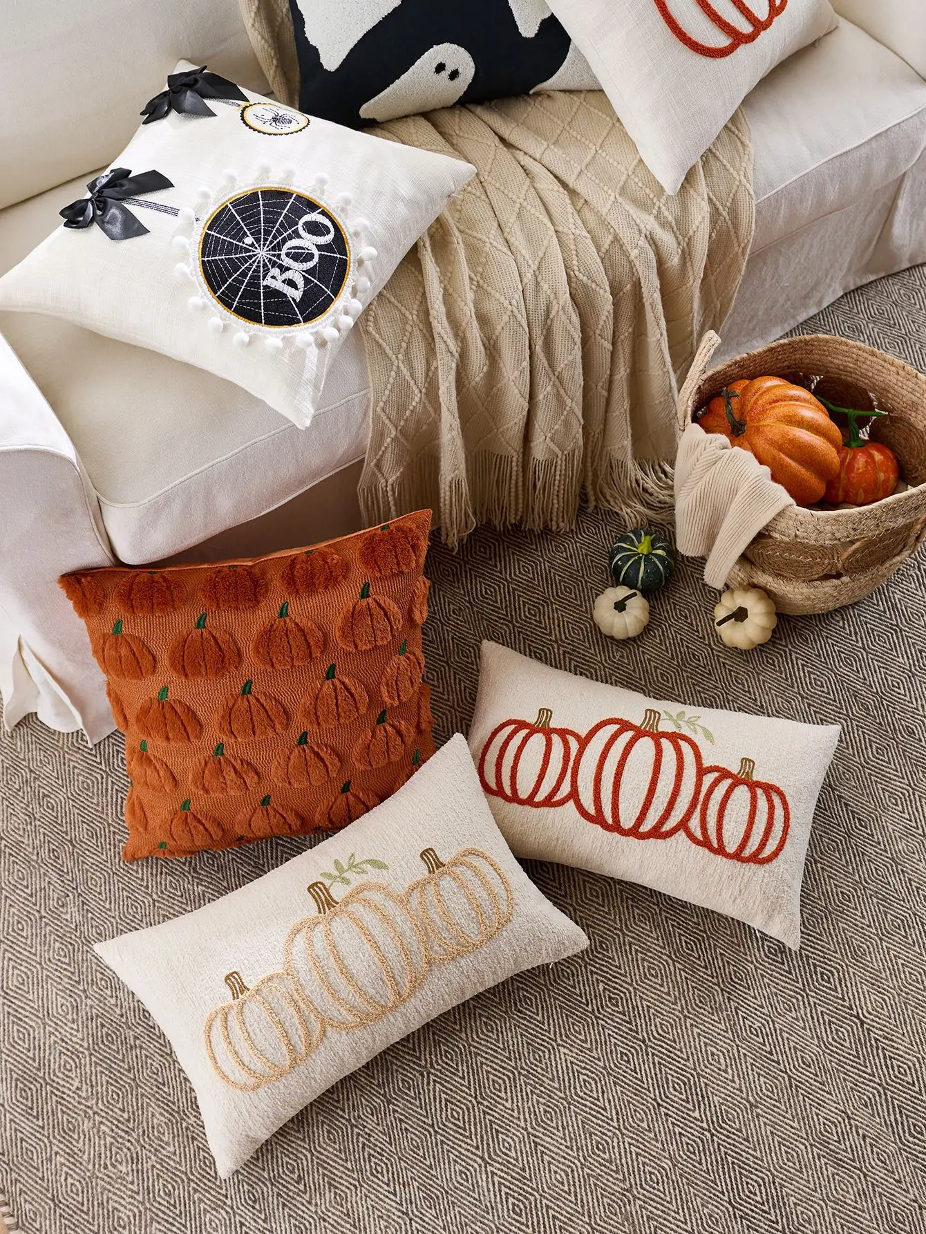 

Throw Cushion Cover Stylish Nordic Simple Square Corduroy Living Room Bedroom Sofa Comfortable and Skin-friendly Pillow Cover