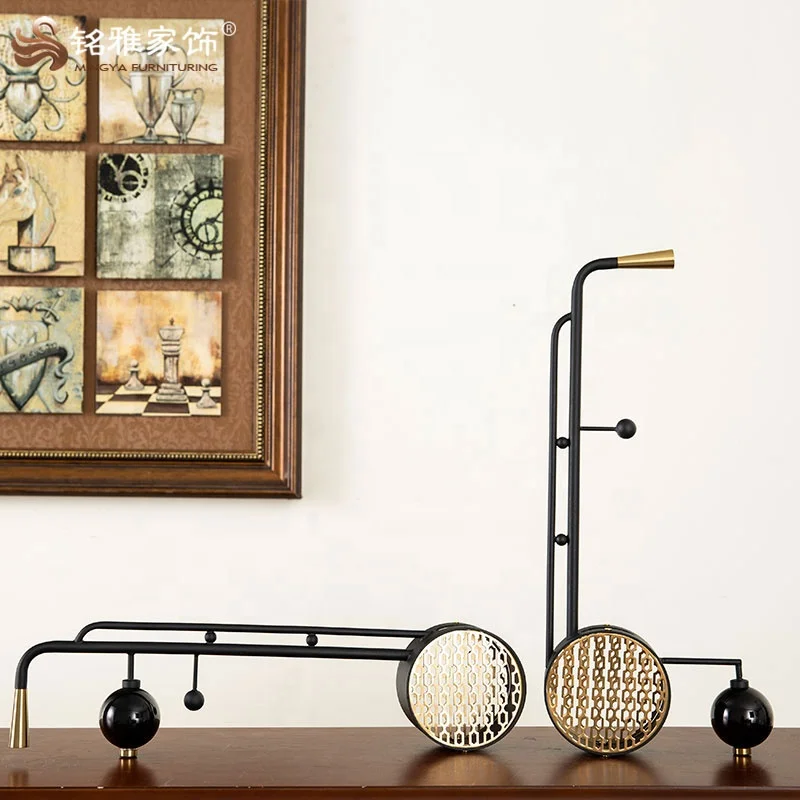 

Chinese Musical Instrument Iron Erhu Classic Vintage Souvenir Gift Home Decoration