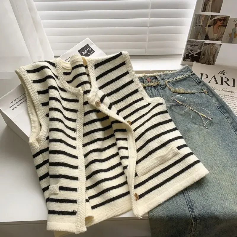 Japanese striped knitted vest women knitted sweater cardigans sleeveless