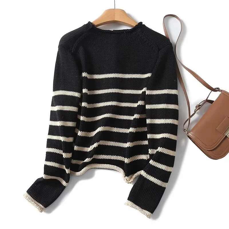 2024 new style French style contrast striped gold button round neck knitted cardigan women\'s sweater jacket