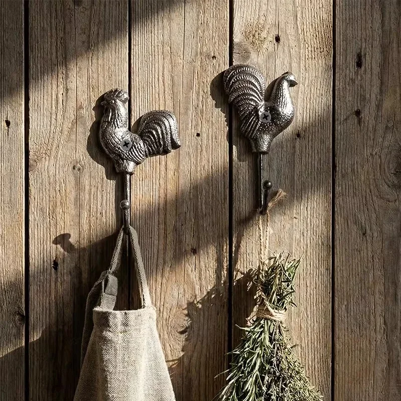 Iron Rooster Hen Animal Hanger Wall Decoration Retro Creative Home Decor Homestay Clothes Hooks with Nails Fixing Punching