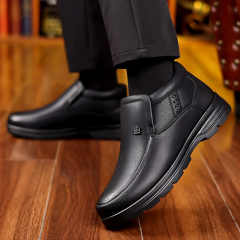 Stivali da uomo slip on stivaletti in pelle retrò britannici stivali Chelsea Casual scarpe in cotone con plateau antiscivolo per uomo Botas Hombre