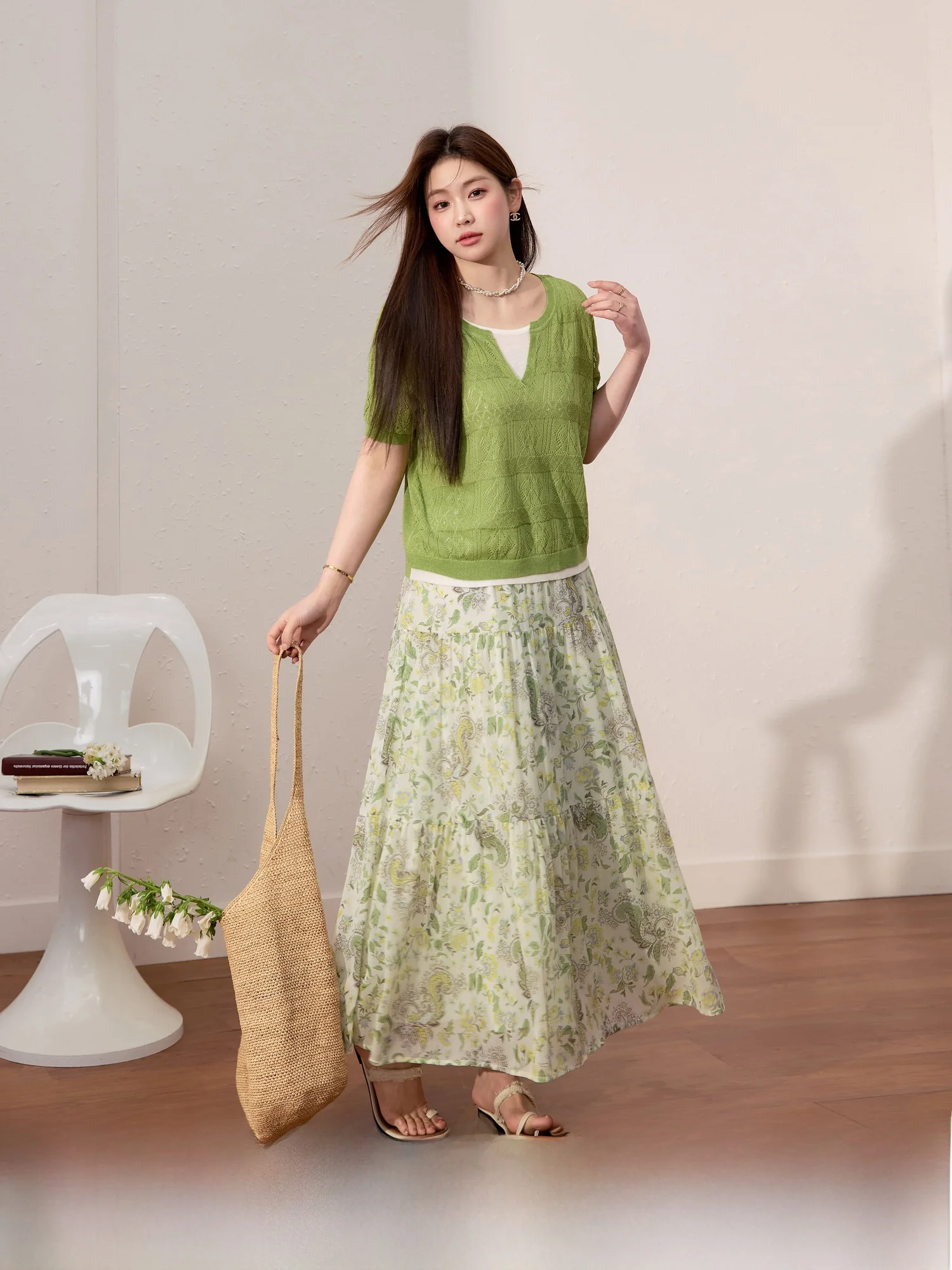 

Blue Language Large Size Women's Floral Hollow out ort Sve Top And Skirt Set Summer Slimming A-Line Midi Skirt