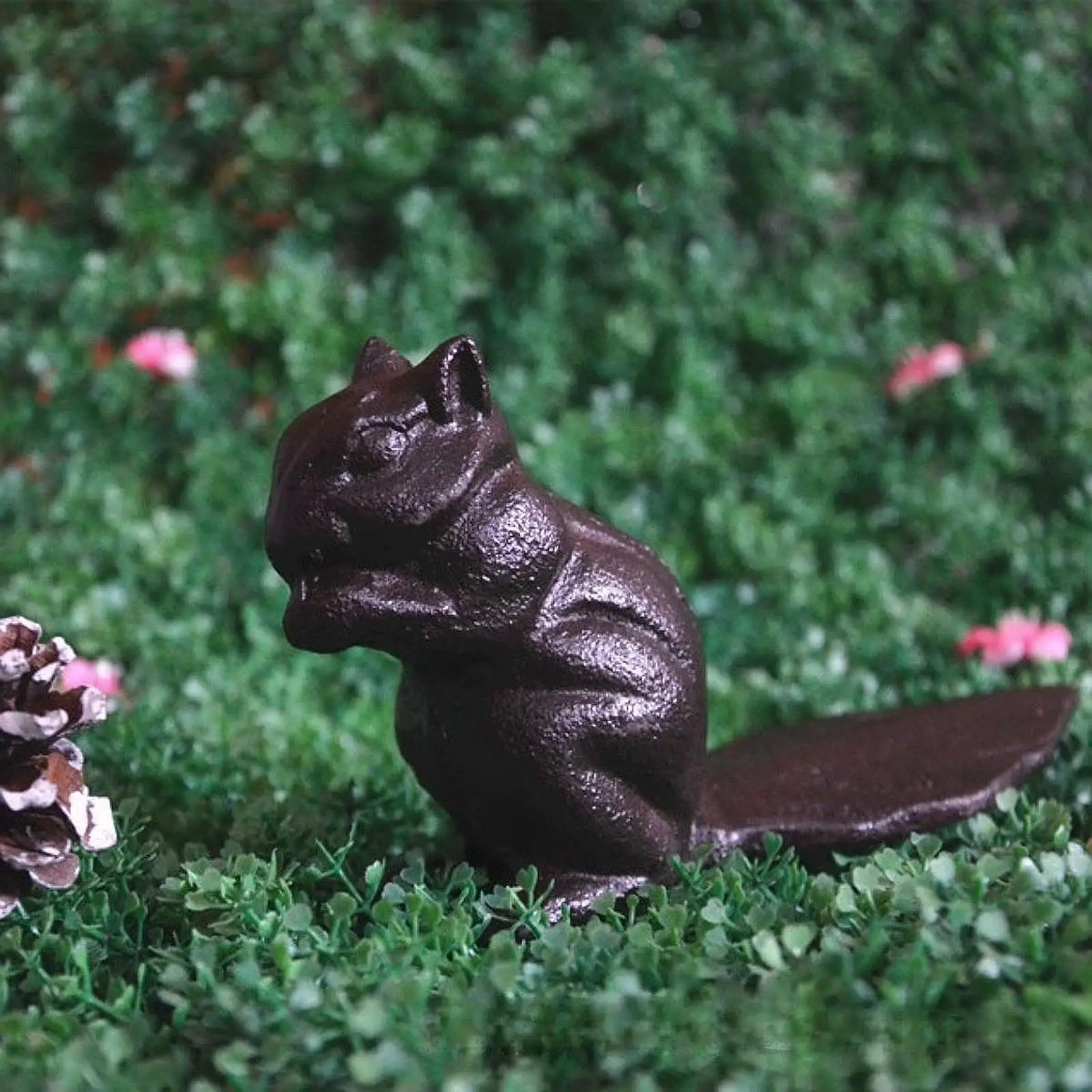 

Squirrel Figurine Doorstop 7.28x3.74inch Retro Design Cast Iron Door Stopper