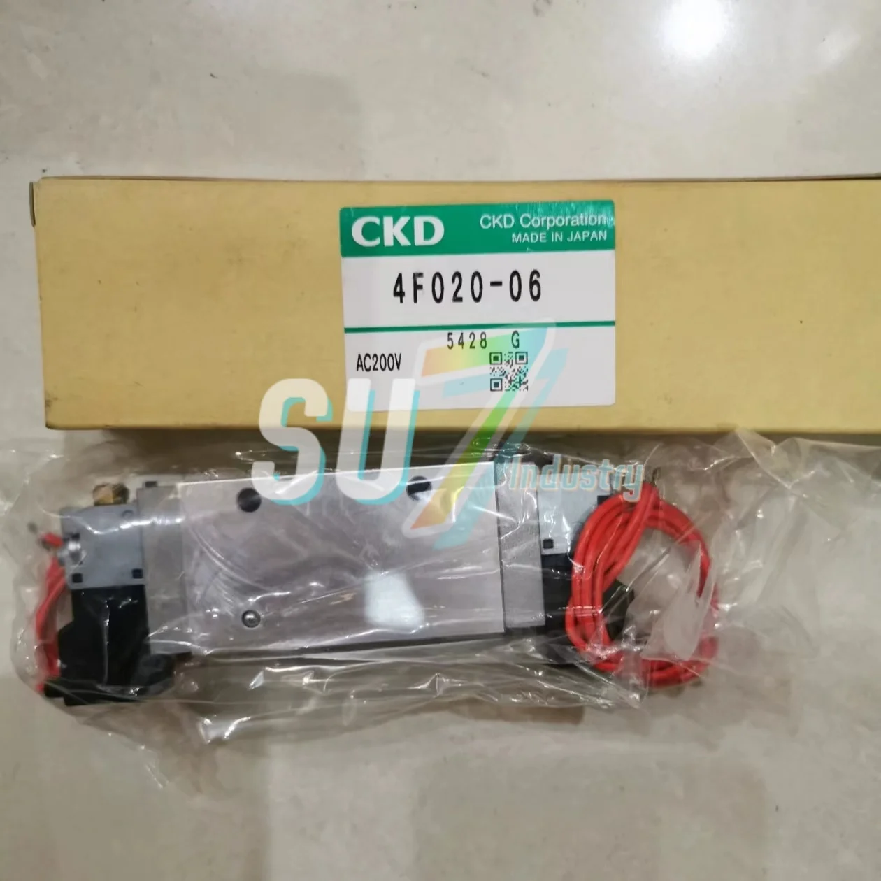 

solenoid valve New original 4F020-06 4F110-08 AC110V
