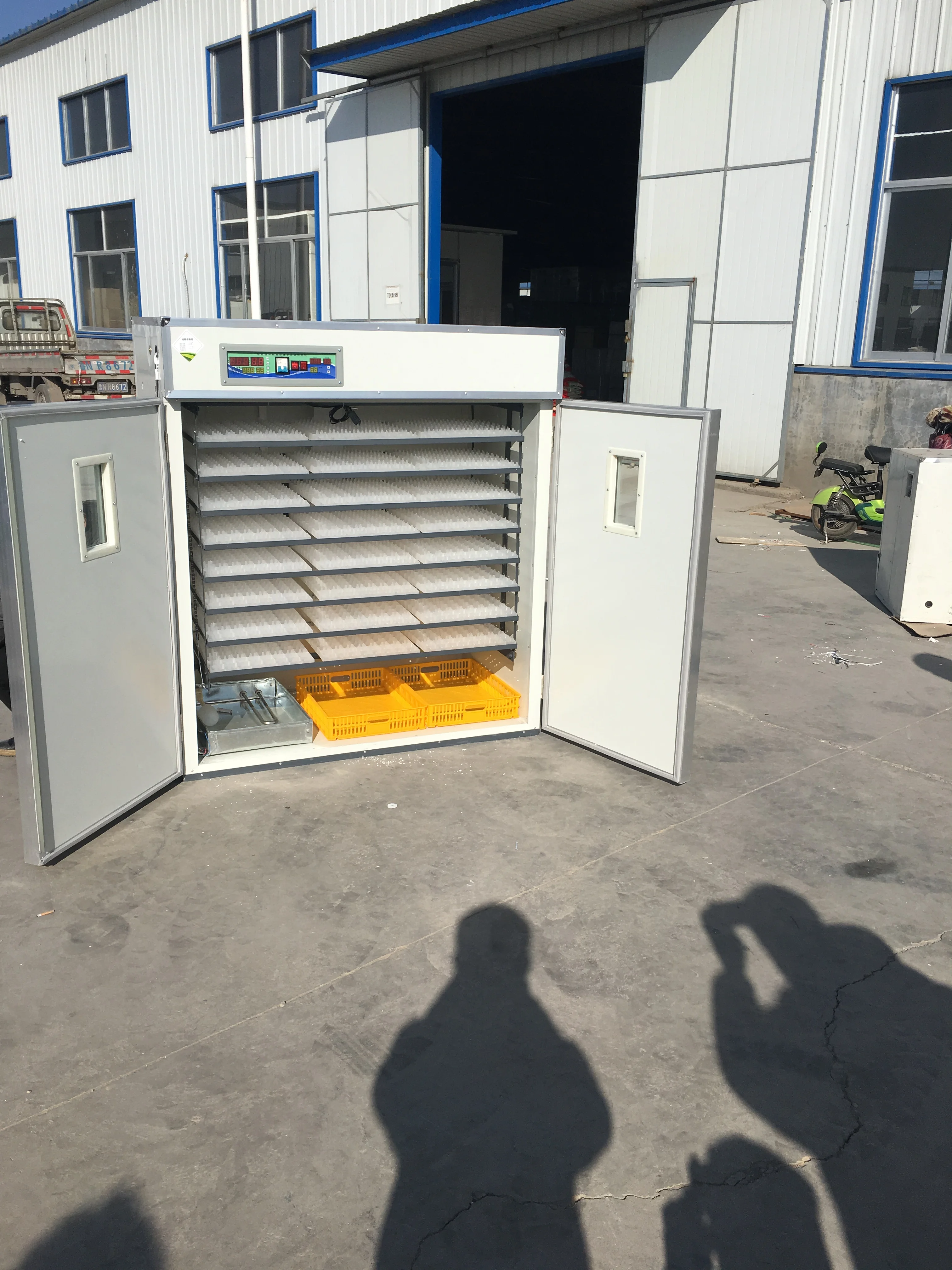 Industrial Incubateur Automatic Setting 2000 Chicken Eggs 1500 Duck Egg 5000 Quail Eggs Incubator HJ-I12 view 3
