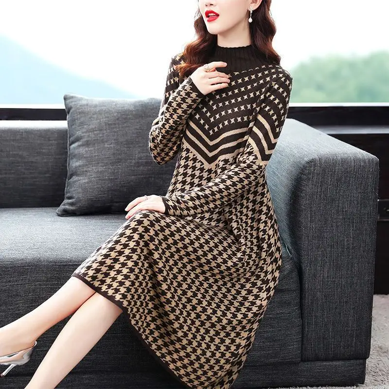 Autumn Winter Round Neck Long Sleeve Fashion Midi Dress Women High Street Printing Knitting Dresses Elegant All-match Vestidos