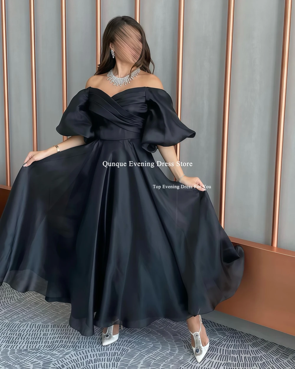 ชุดราตรีสีดำแบบมีจีบผ้าซาตินสำหรับงานพรอม แขนพอง  ชุดราตรีสำหรับผู้หญิง  ชุดราตรีออกงาน  สามารถสั่งตัดได้