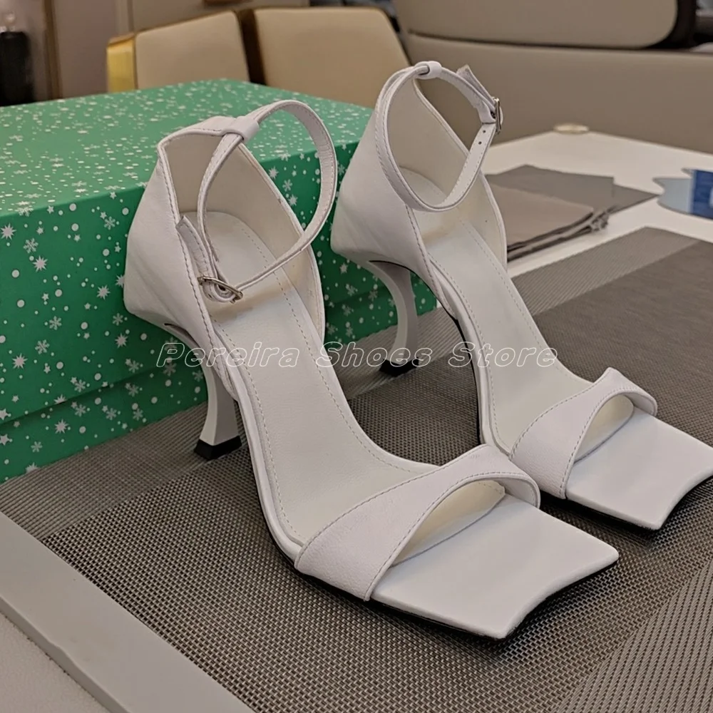 Sandalias de Punta abierta de estilo extraño para mujer, zapatos de tacón alto con correa de hebilla, Stiletto, Sexy