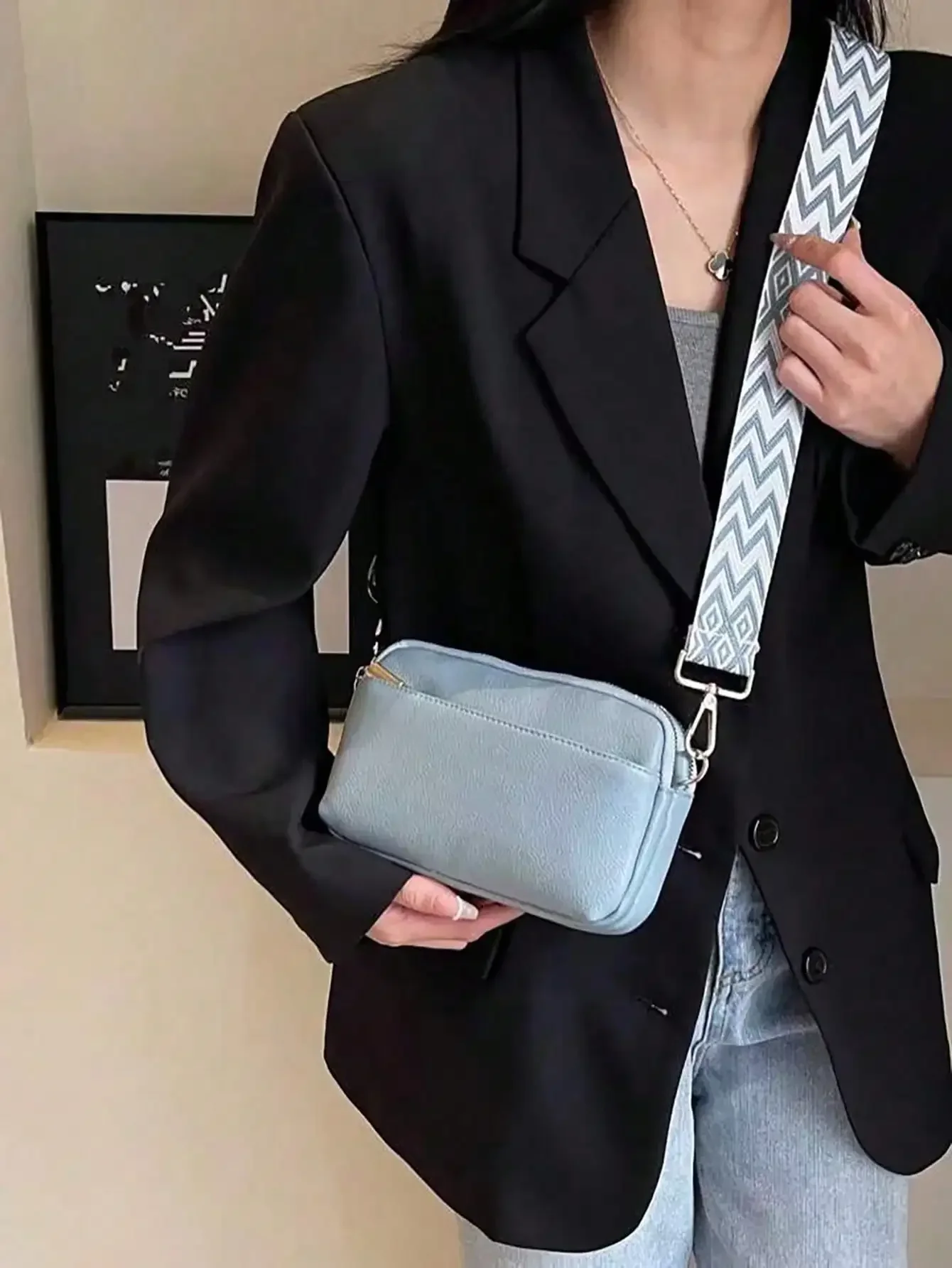 Women's Casual Fashion PU Motorcycle Crossbody Bag Solid Color Shoulder Handbag with Phone Wallet