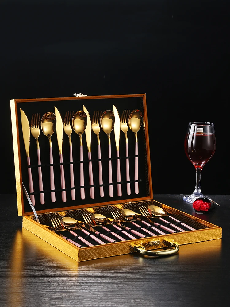 Authentic 304 stainless steel western tableware set home high-grade steak knife and fork set gift box.