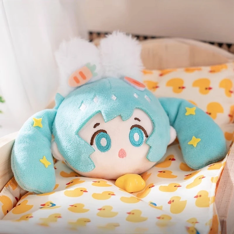 Llavero de felpa Hatsune Miku para fiesta de pijama, linda caja ciega, dije de anime con 4 estilos aleatorios, relleno suave para bolso y mochila