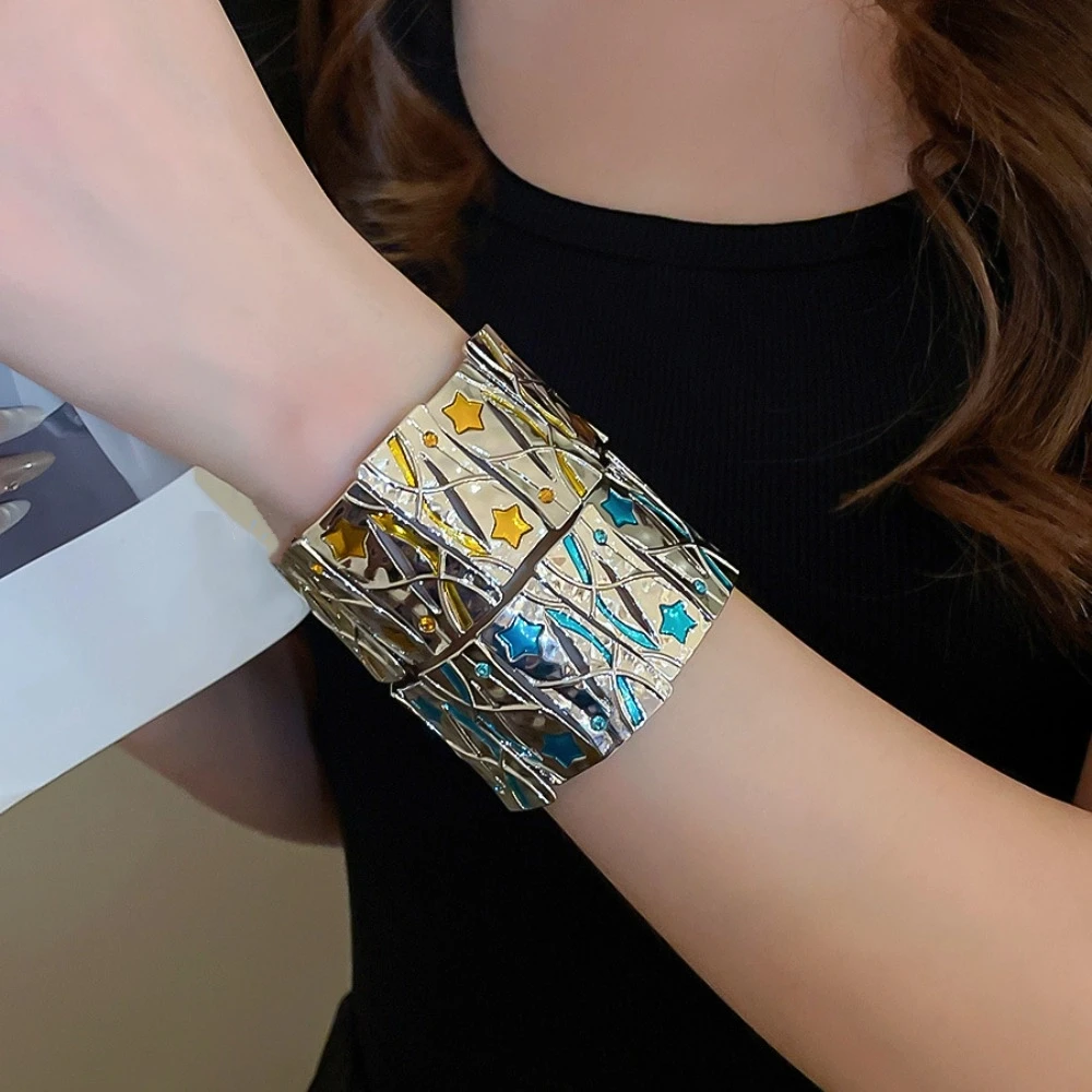 

Hand Ring Star Alloy Bracelet Blue/Yellow Korean Design Sense Square Star Bangle Jewelry Gifts Vintage Women's Hand Bracelet