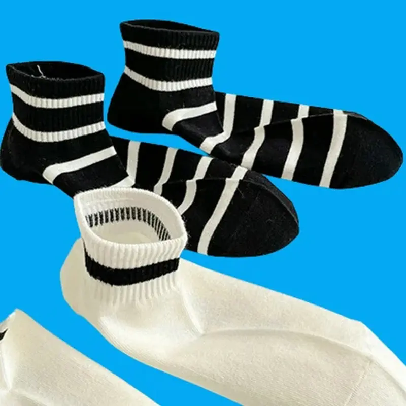 Chaussettes Courtes à Rayures en Polyester pour Femme, Accessoire Polyvalent, Confortable, de Loisirs, à la Mode, d'Été, de Haute Qualité, 5/10 Paires