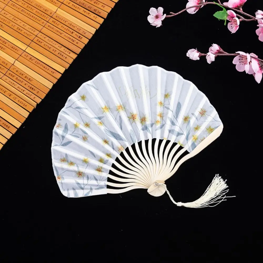 Classical Summer Handicrafts Bamboo Craft Gift Sea Shell Shape Hand Fan Photography Prop Dance Fan Folding Fan