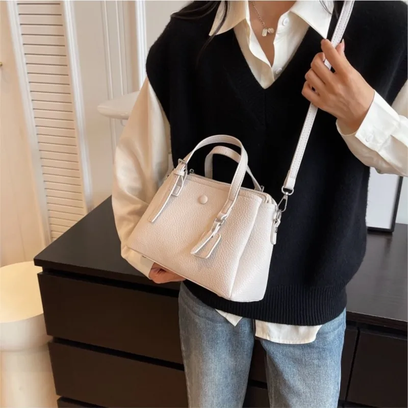 Koreańskie torby na ramię ze skóry Pu dla kobiet 2024 Nowa moda Retro Solid Handbag Lady Luxury Simple Black Tote Bag Shoulder Bag