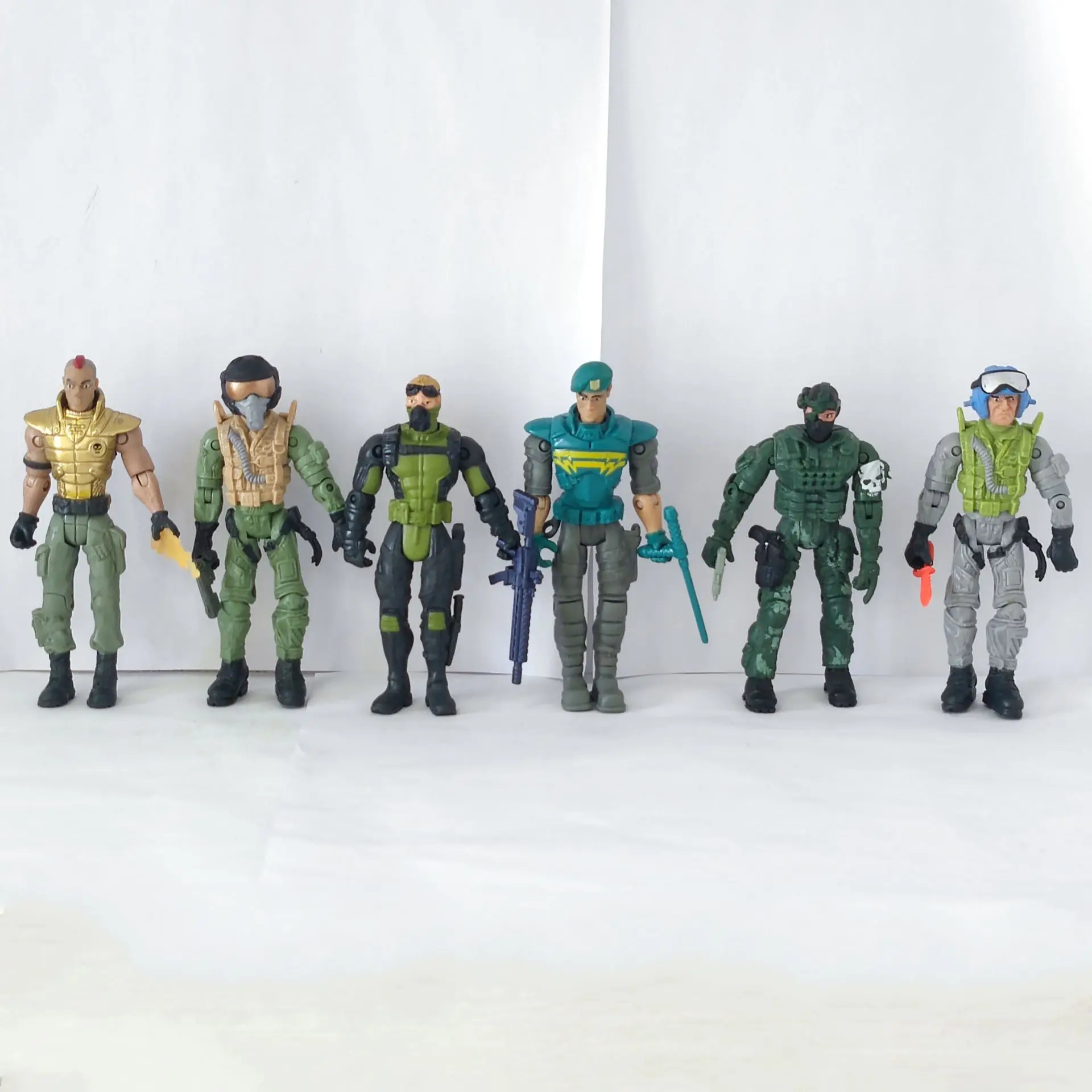 Lote de 5 figuras de ação soltas aleatórias do exército militar do soldado Lanard de 3,75"