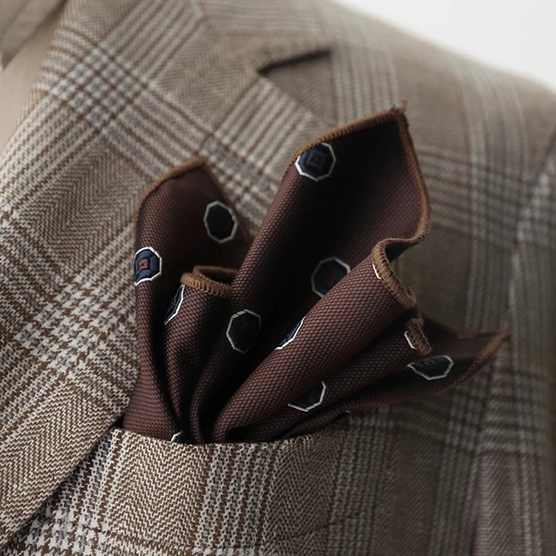 新ファッション 23 センチメートルメンズポケットチーフブラウンドット花柄ハンカチグリーンホワイトハンカチウェディングパーティーアクセサリービジネスクラバット