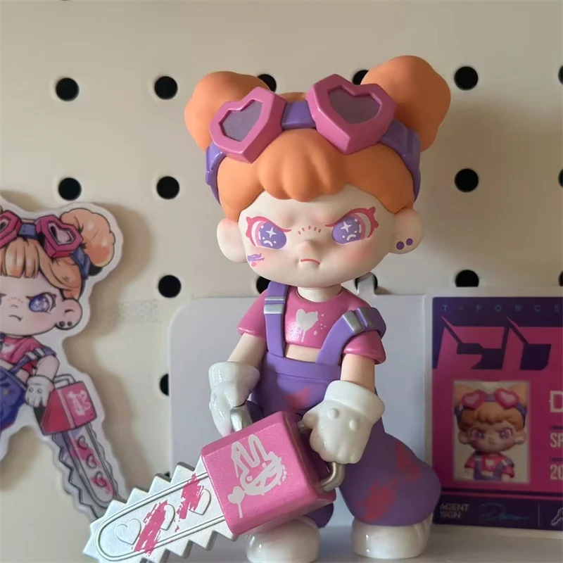 سلسلة القوات الخاصة Tnt دورا للصيد على شكل قلب، تماثيل لعبة عصرية هدية دمية فتاة