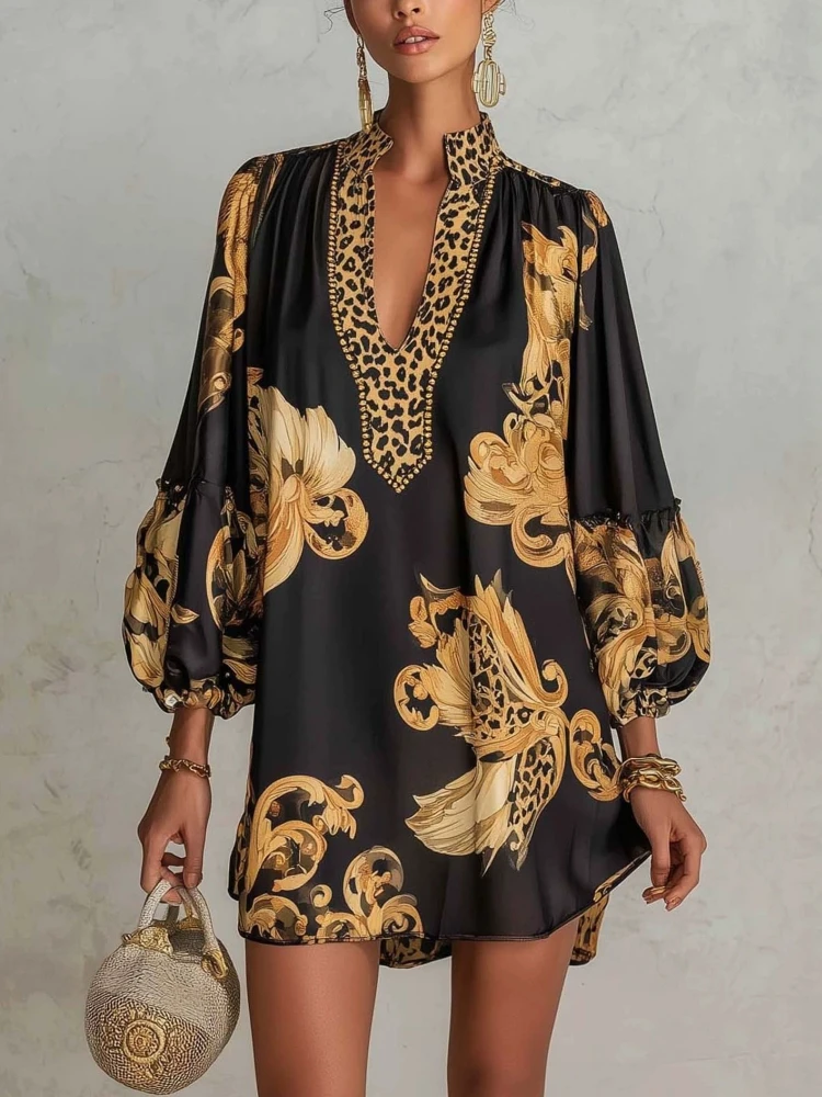 Damen-Minikleid mit schwarzem goldenem Leopardenmuster, Stehkragen, V-Ausschnitt, Laternenärmel, Satin, lockeres kurzes Kleid, Party- und Urlaubskleider – Detail 1