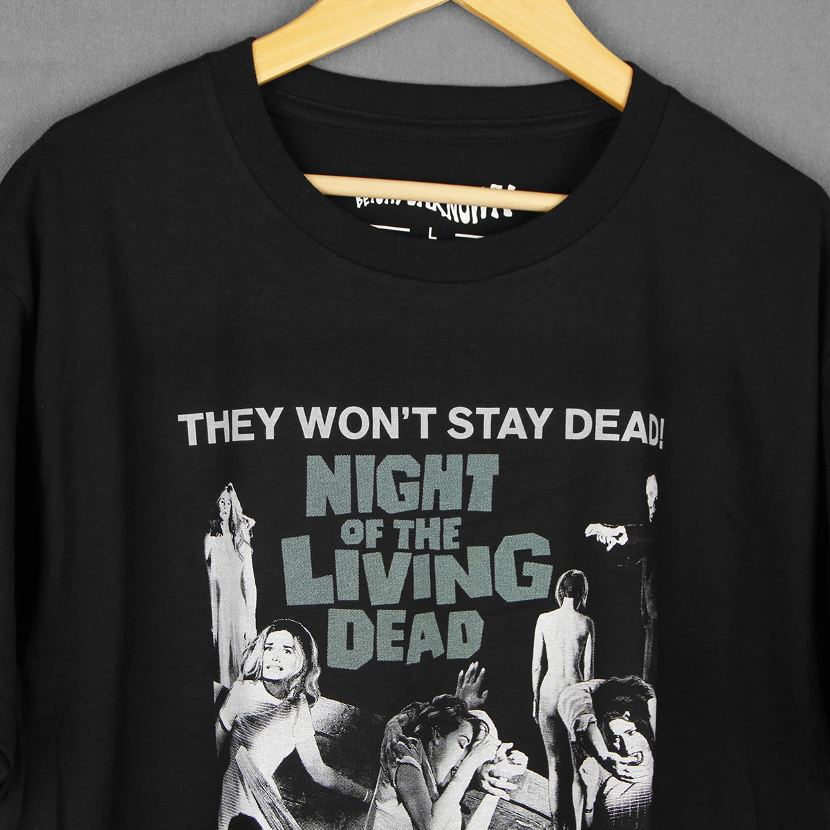 Night of the Living Dead T-Shirt George A Romero Dawn of the Dead Zombie 60S Horror Movie Long Sleeves Washed Cotton Tee Shirt