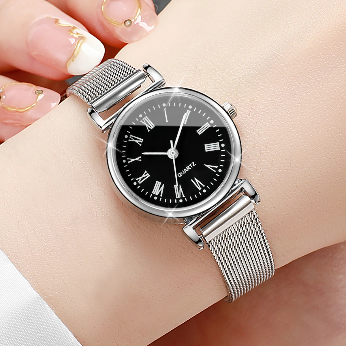 6PCS/Set Fashion Small Dial Women Watches Casual Silver Mesh Band Quartz Watch Clock（Without Box）