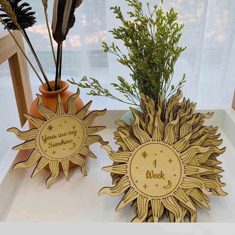 

15 Pcs/Set for Sun Shaped Milestone Baby Wooden Cards Teether Newborn Birthday Monthly Recording Birth Anniversary Cards 15UB
