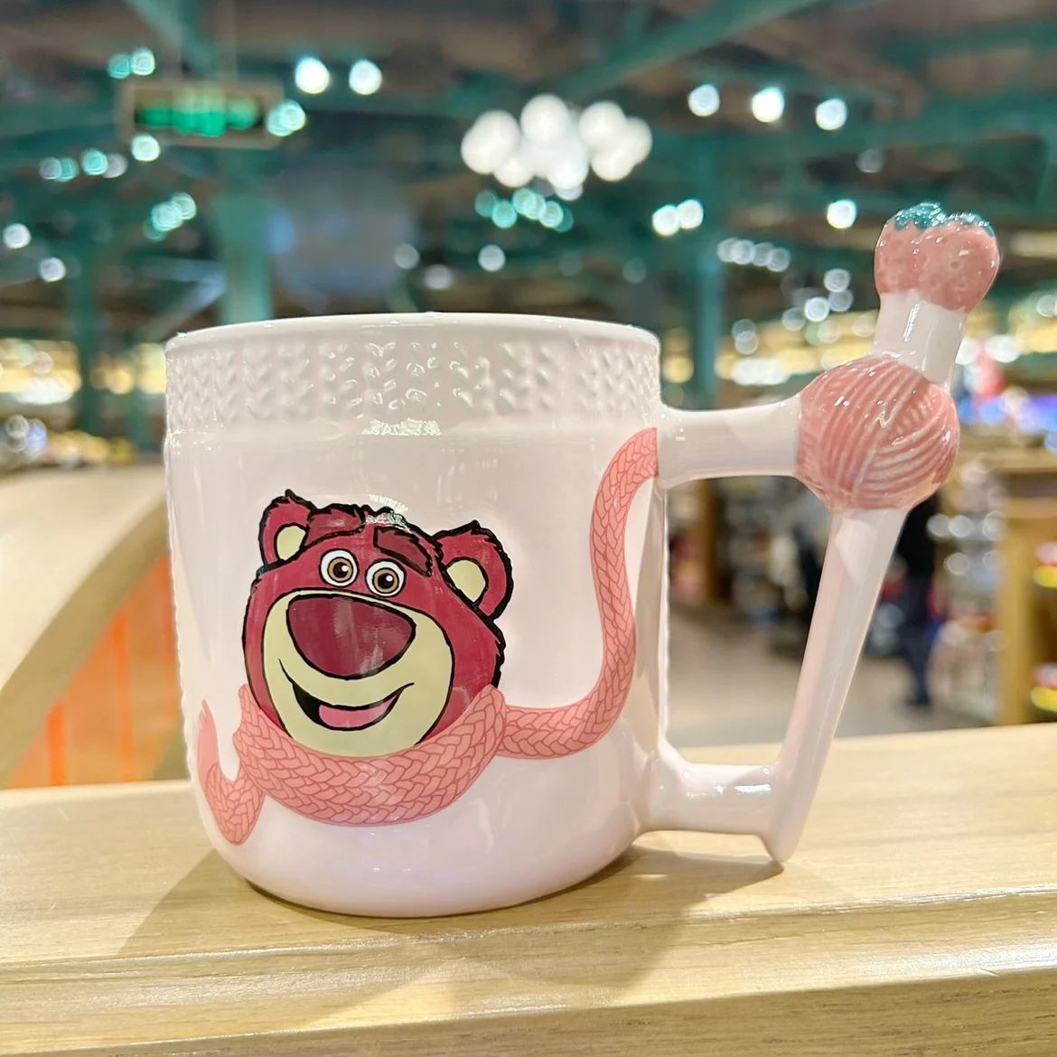 Shanghai Disneyland cartoon cute Chichititi Ceramic Cup Winnie Drinking Coffee Cup