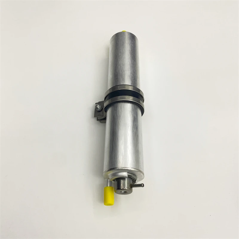 STZT 16126750475 Car Engine Fuel Filter 1612 6750 475 For BMW E65 E66 745i 750i 750Li 745Li