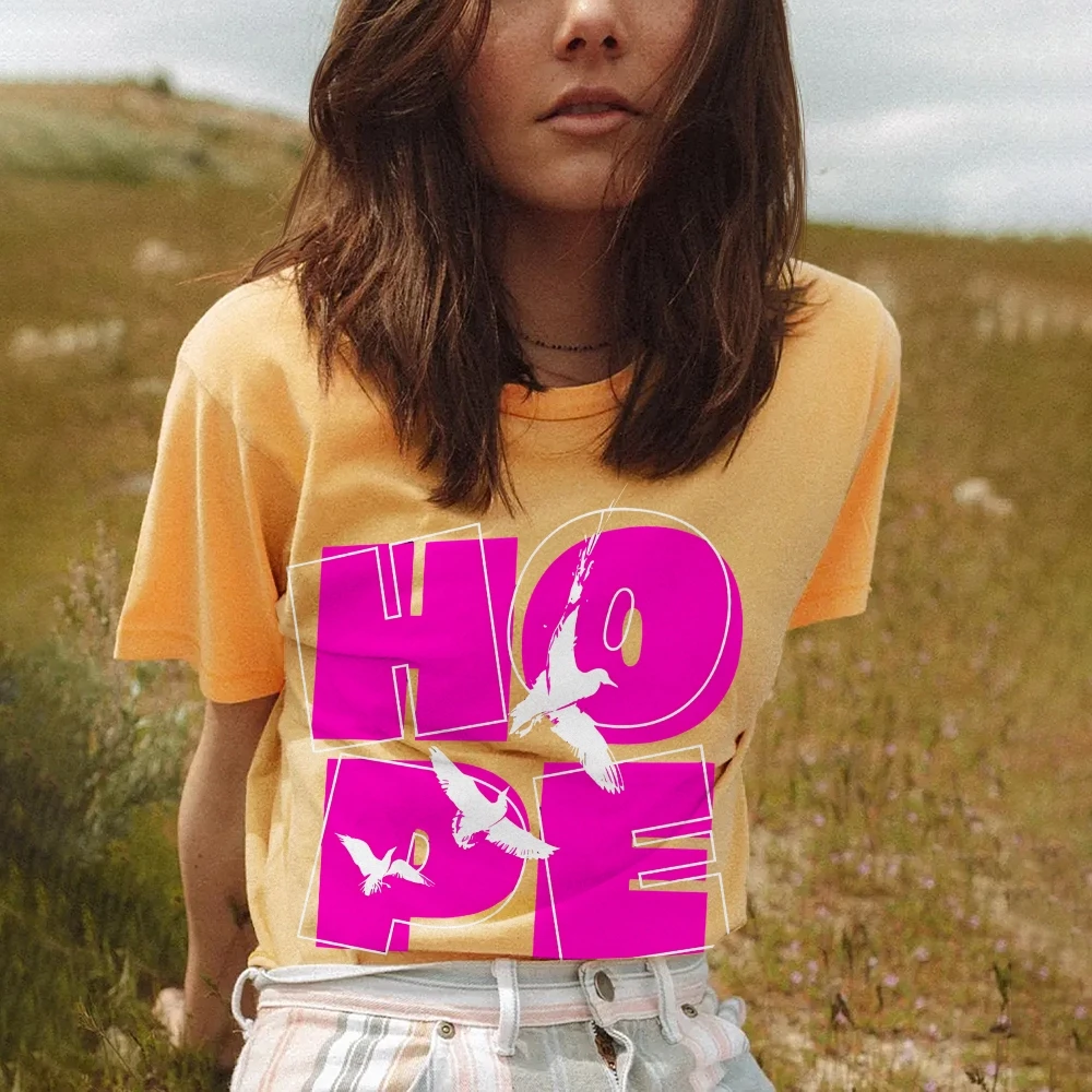 

Футболки с рисунком Hope Birds Футболка большого размера из 100% хлопка, высококачественная потертая футболка большого размера. Розовый «Хоупа» и птицы, позитивная атмосфера Y2K