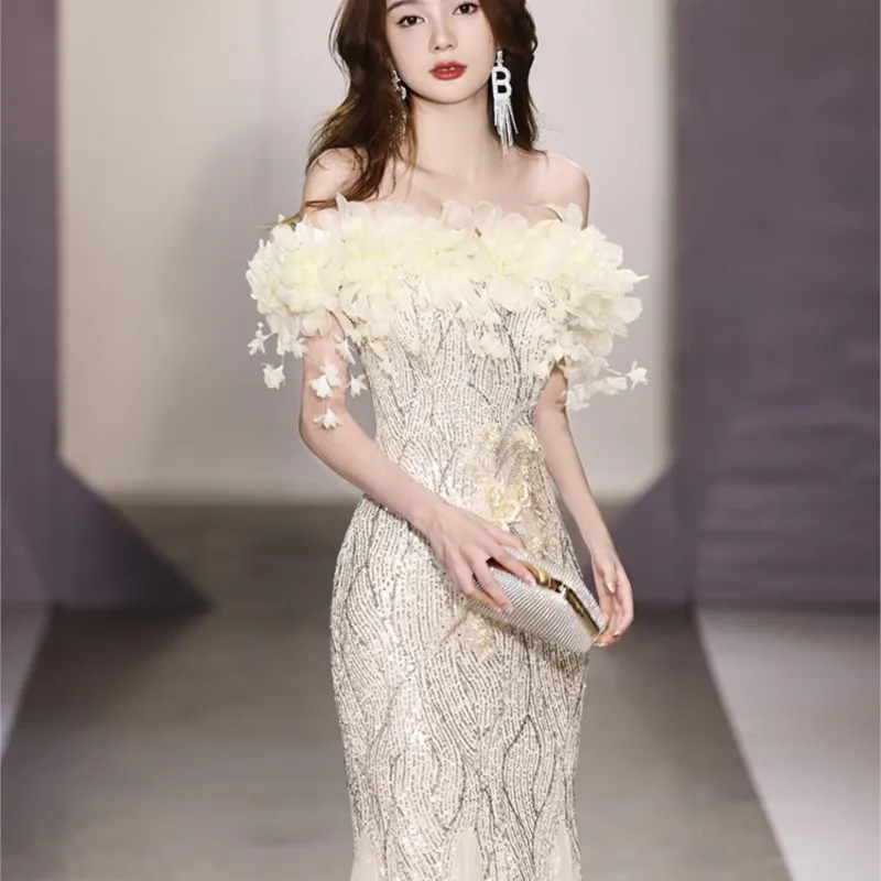 Fishtail line shoulder light luxury niche heavy industry banquet adult flash toasting dress