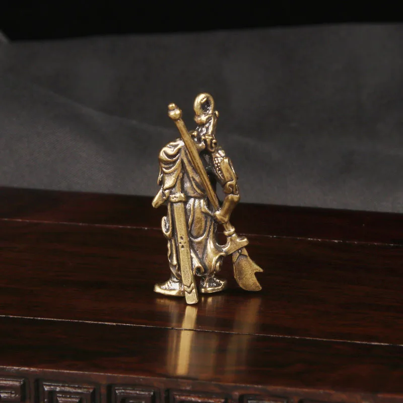 CH Brass Guan Gong Keychain Pendant - Guan Yunchang & Guan Yu God of War and Wealth Copper Sculpture Ornament Home Decor Items view 4