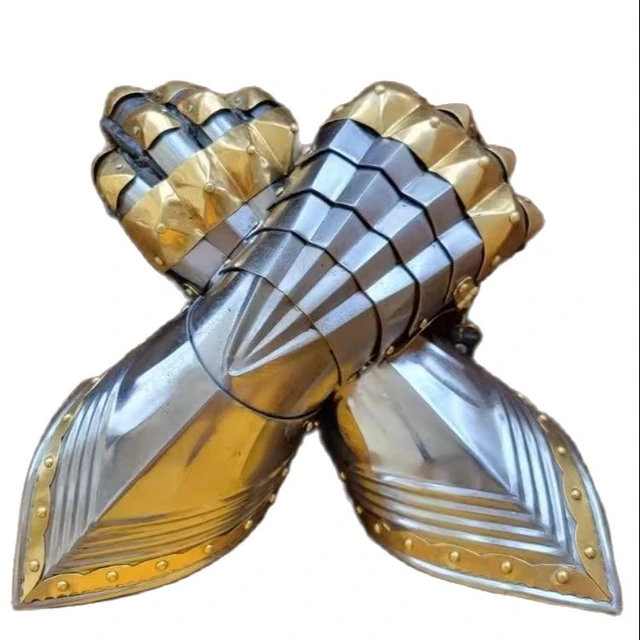 Wrist armor top