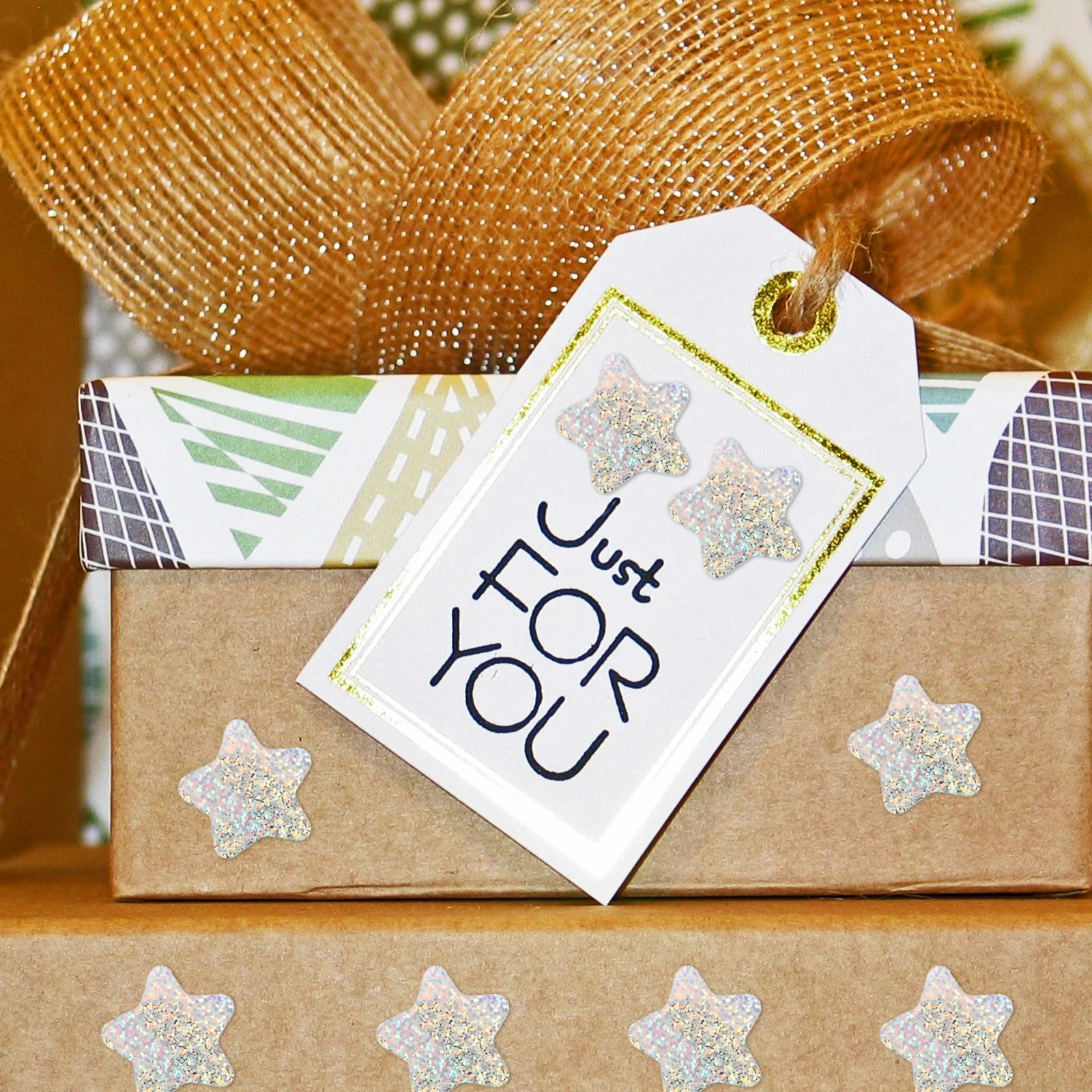 

1 Roll Five-Pointed Star Stickers Shiny Reward Decals for Kids Behavior Motivation Classroom Incentive Label Stickers for Kids