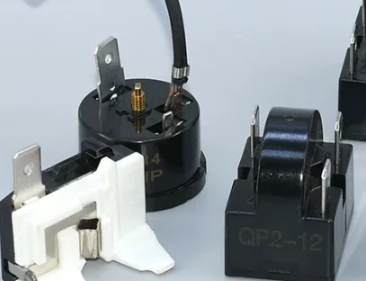 

Лазерная режущая головка Raytools BM110 с интерфейсом QBH, датчиком автоматической фокусировки, для оптоволоконного лазера, 3.3 кВт, 2D/3D, FL125/155/200 мм