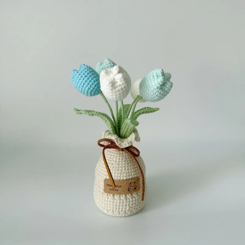 Handmade Wool Crochet Tulip Bouquet, Artificial Knitted Tulip Flowers, Home Tabletop Floral Decor