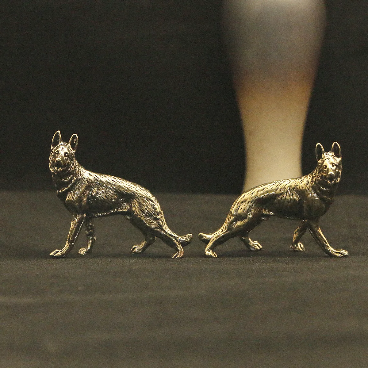 2pcs brass wolf dog ornaments for prosperity and wealth, zodiac dog desktop decoration ornaments, handicrafts, retro copperware - view 4