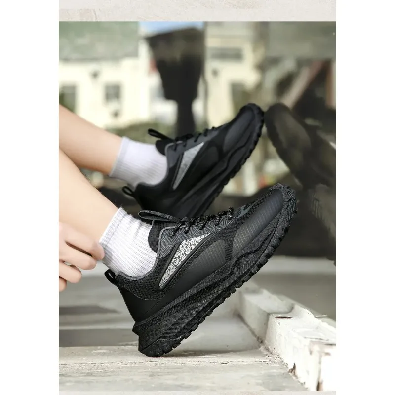 

2025 New Men's Outdoor Waterproof Running oes Lightweight Climbing Hiking Sports oes Anti-slip Wear-resistant Me oes