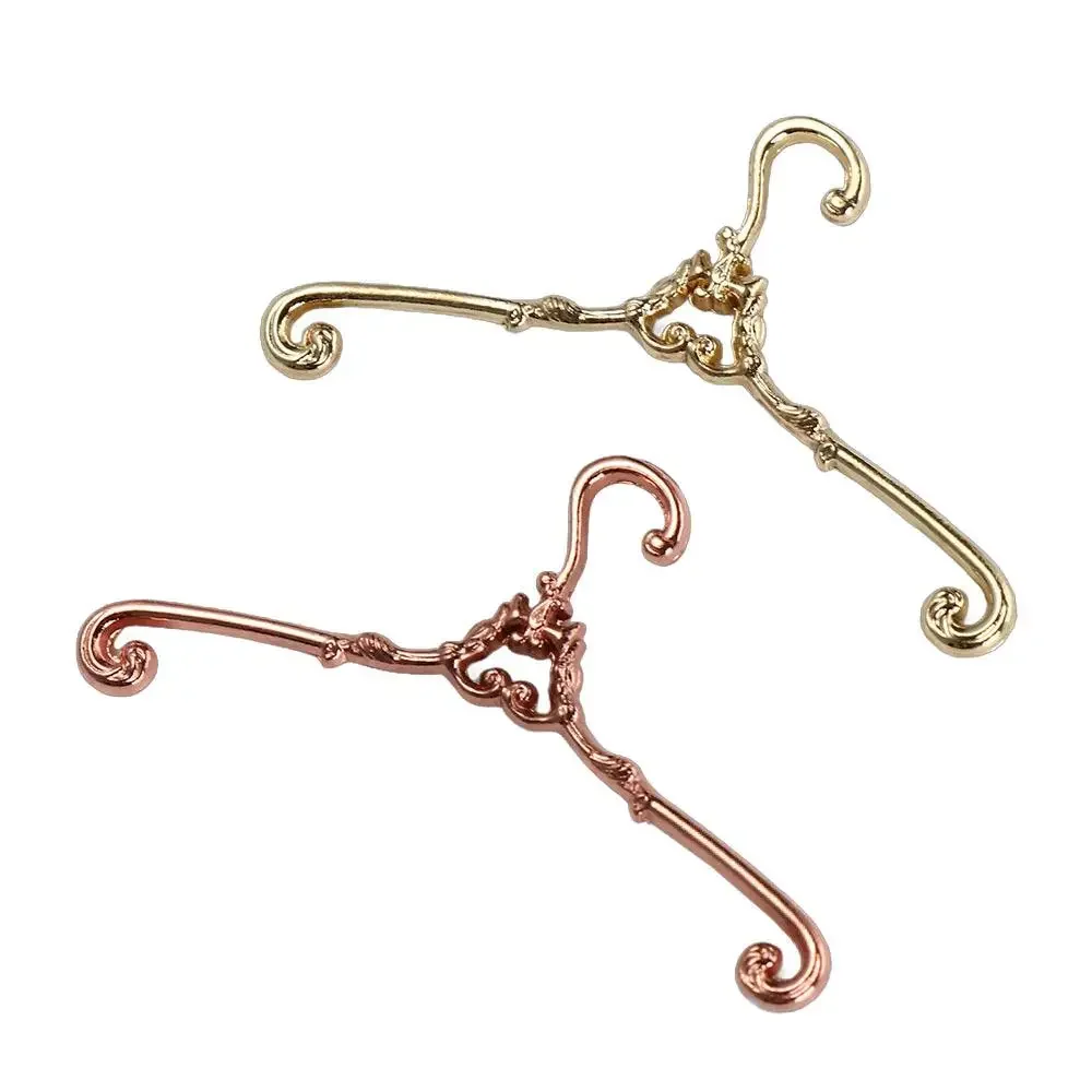 5Pcs Metal Clothes Hanger Retro Multi Functional Mini Coat Hanger Durable Windproof Clothes Rack Dress Pants Accessories