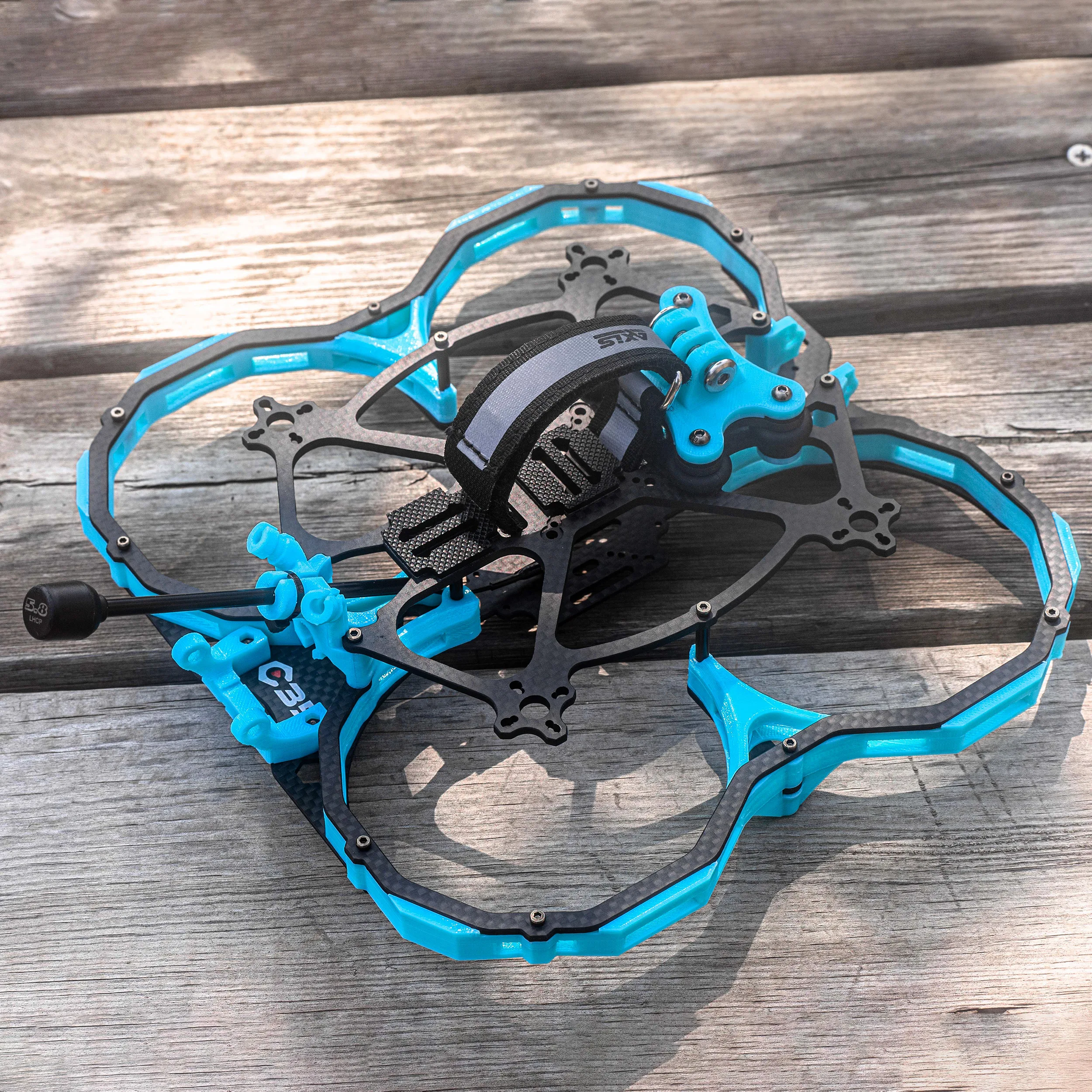Axisflying C35 niebieski kot 3.5-calowa rama z odwróconym kanałem FPV profesjonalna amortyzacja i antywstrząs