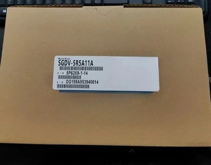 Brand New Original PLC Controller SGDV-5R5A11A Servo Driver  Fast Delivery