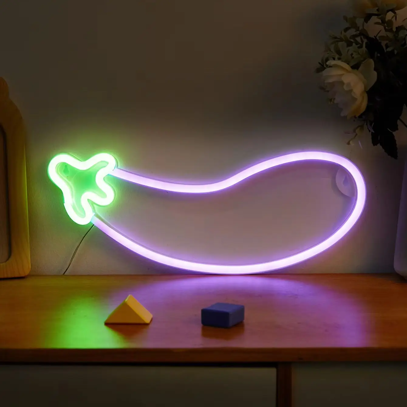 luminaria-pendente-led-neon-em-formato-de-berinjela-chi-buy-alimentada-por-usb-decoracao-neon-presente-de-aniversario-arte-de-parede-para-quarto-bar-loja