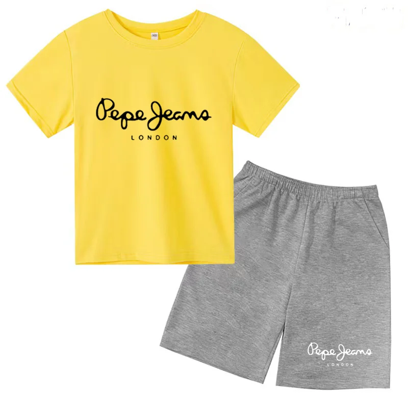 

Children's Sportswear T-shirts and Shorts,3-13 Sports Clothing Short-sleeved Design - Available in Various Styles and Colors