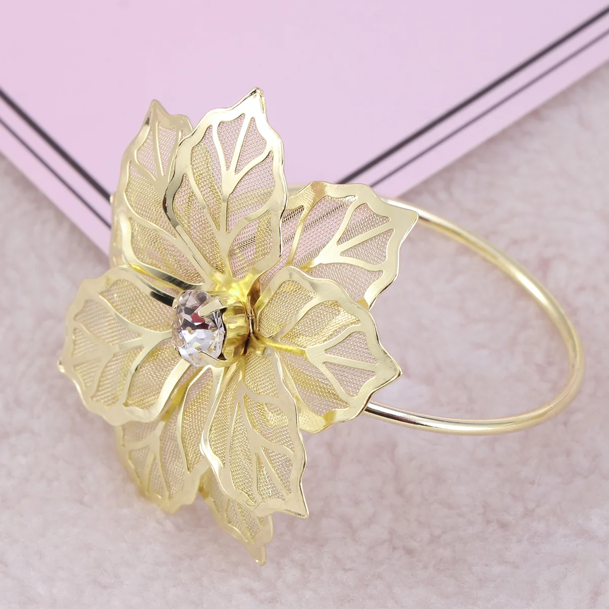 

Золотые держатели для колец для салфеток с цветочным принтом, декор стола, длительное использование, добавление уникального вкуса для вашего мероприятия