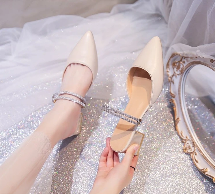 new Korean version fashion rhinestone toe slippers thick-heeled pointed women's summer Hong Kong style two-wear sandals