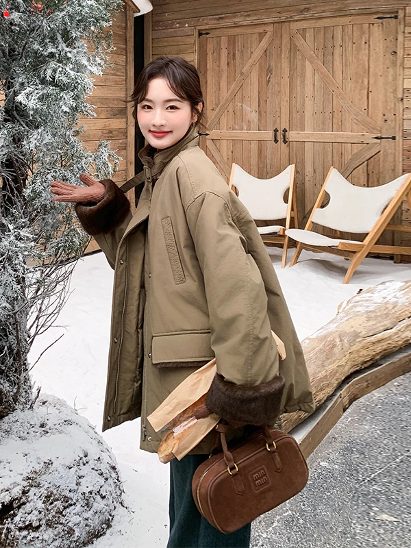 

Women's Casual Sle White Du down Parka Jaet Fluffy Patchwork Warm Coat Korean Version Winter Faion 2025 New Arrival