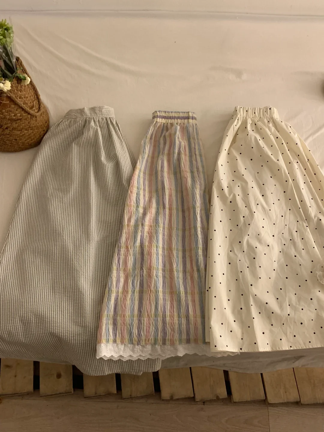 

Korean Sle High Waist A-Line Skirt with Lace Trim Women's Spring 2025 New Slimming Vintage Mid-Length Skirt