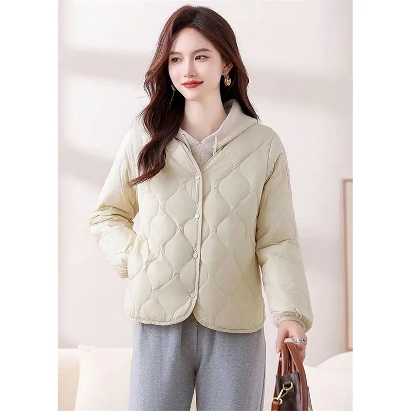 Light Down Cotton-Padded Jacket Women\'s Short Parkas 2024New Autumn Winter Warm Cotton Padded Coat Fashion Overcoat Lady Outcoat