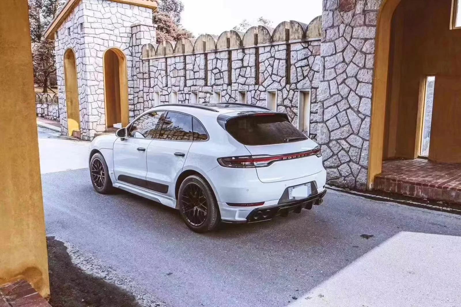 طراز GT950 عالي الجودة لـ Porsche Macan طقم هيكل الشفة الأمامية والخلفية الناشر التنانير الجانبية-مثالية تناسب Kts اكسسوارات السيارات الوفير #3